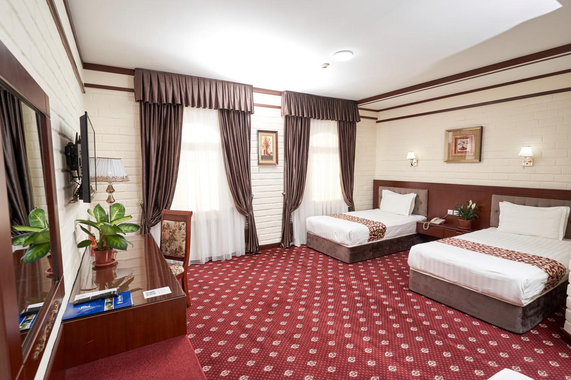Rakat Plaza Hotel Tasjkent Buitenkant foto