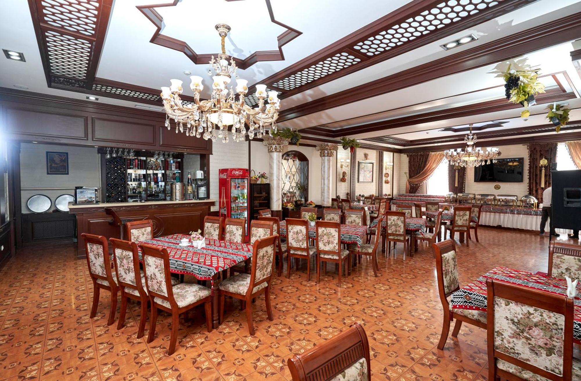 Rakat Plaza Hotel Tasjkent Buitenkant foto
