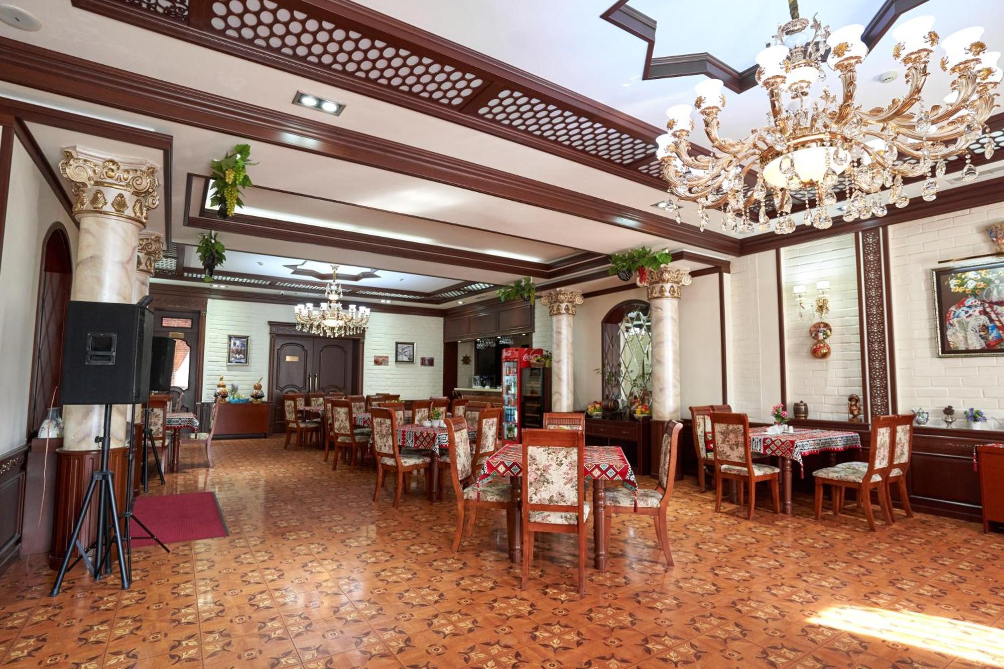 Rakat Plaza Hotel Tasjkent Buitenkant foto